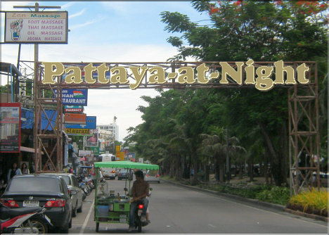 Pattaya Beach Road welcomes Pattaya-at-Night