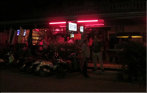 Dre's Bar on Soi Buakhaow