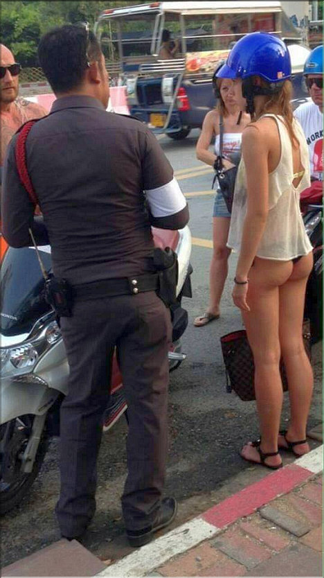 Police keep strict discipline in Pattaya