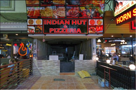Indian Hut & Pizzeria