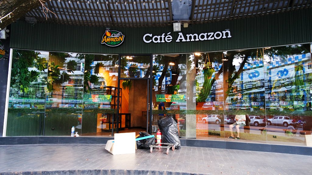 Amazon goes Avenue