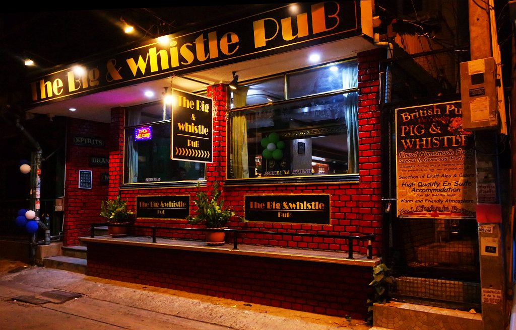 Big & Whistle Pub