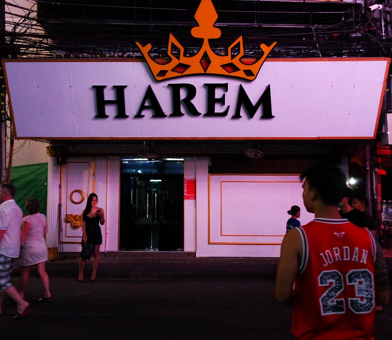 Harem closed again