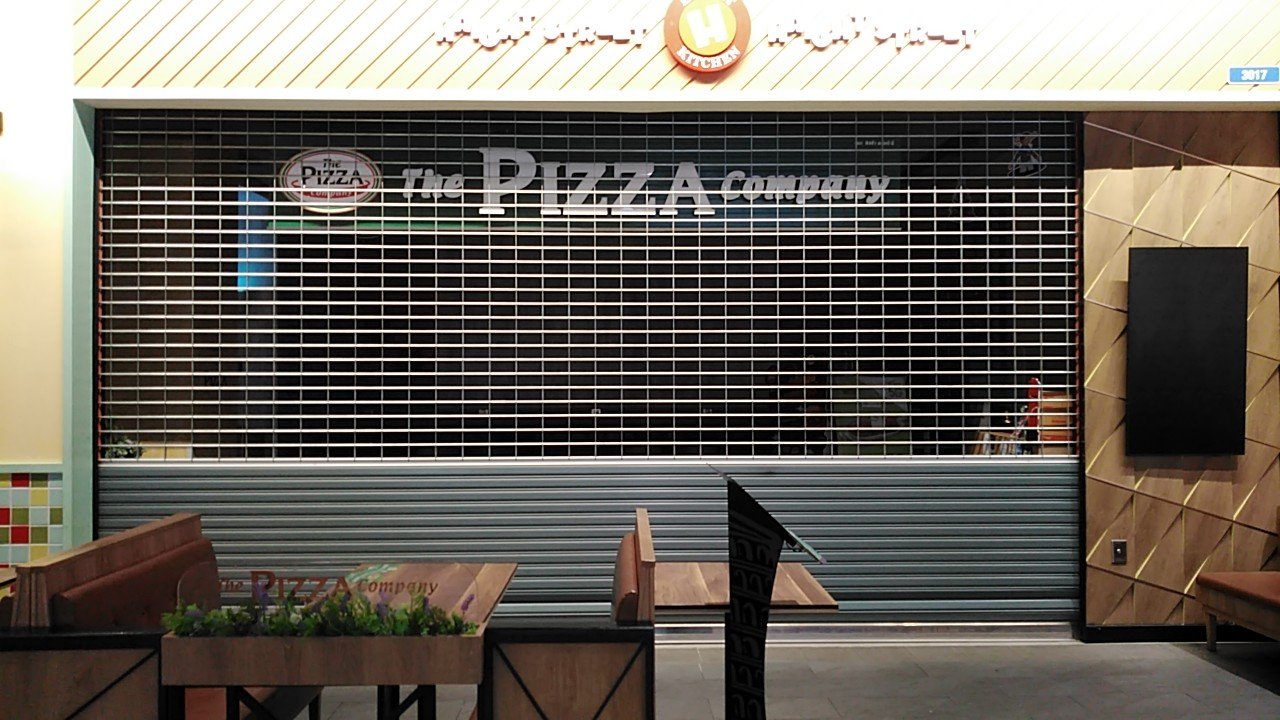 Closed Pizza Company at Terminal21