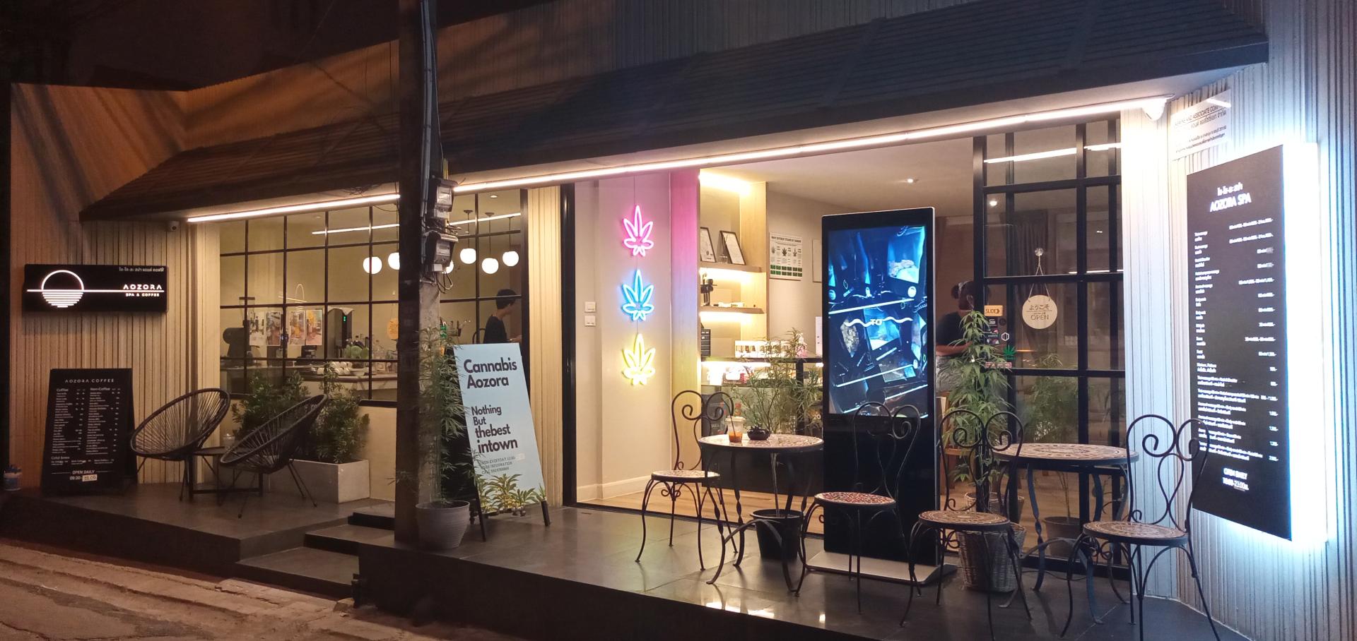 Aozora Bar, Café and Spa, Soi 12 Pattaya