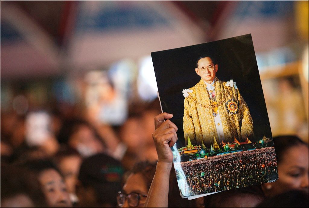 November 19th, 2016: Pattaya mourns His Majesty King Bhumibol Adulyadej