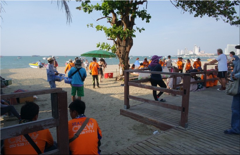 NightWalker's Pattaya Picture Show: Restoring Pattaya Beach
